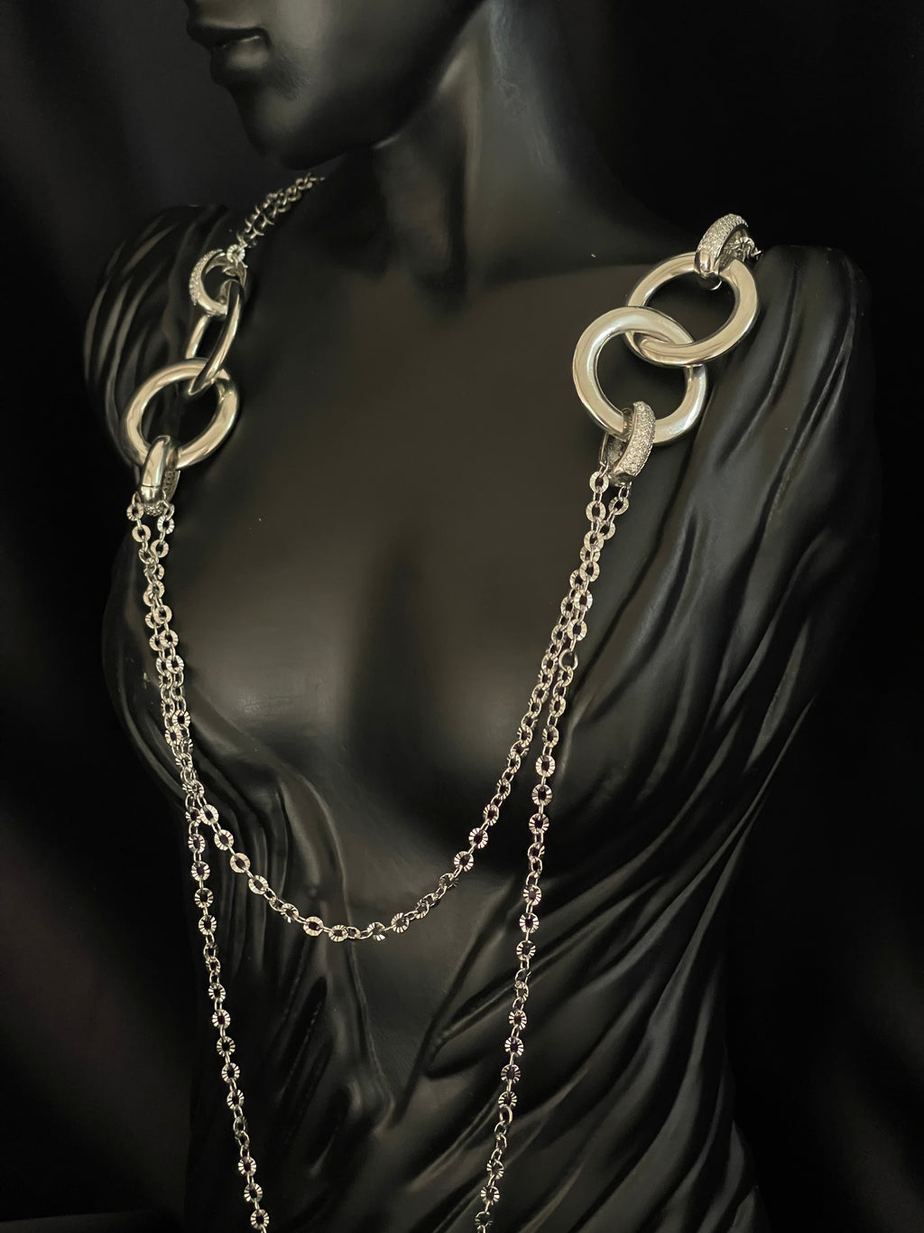 Sautoir Double Anneaux Argentés