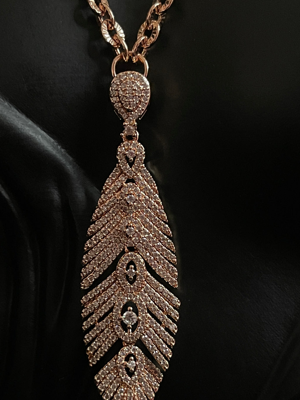 Sautoir Plume Brillante